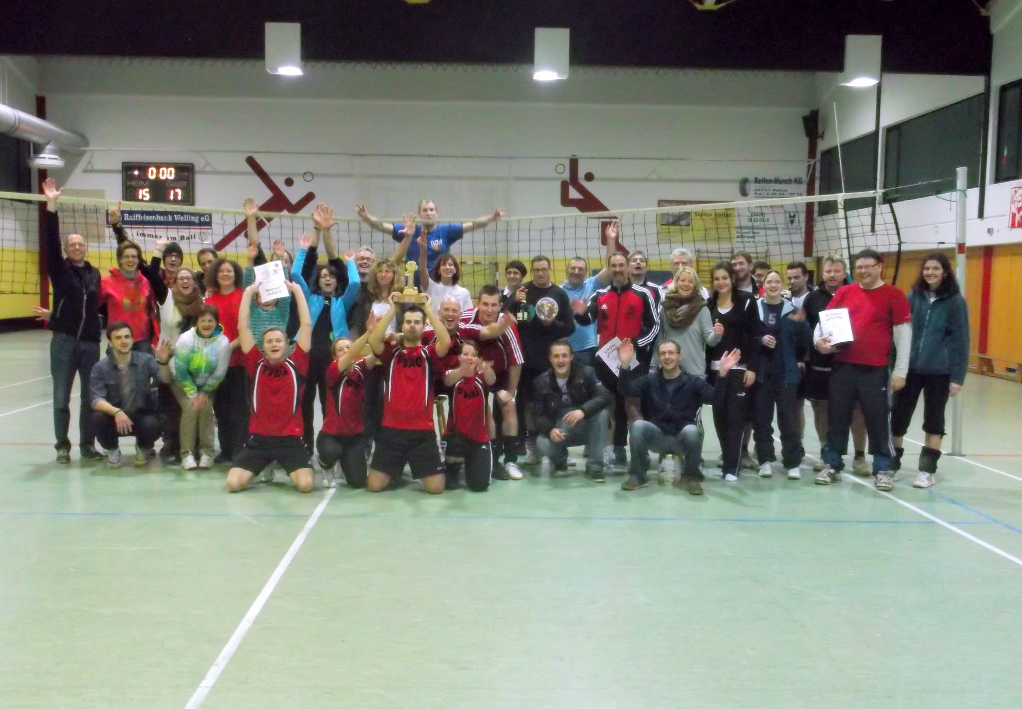 Gruppenbild mit allen Aktiven